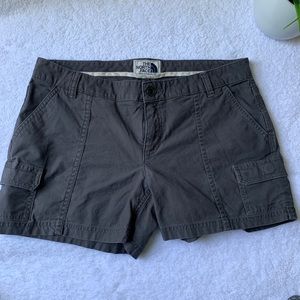 Woman’s The North Face Cargo Shorts Casual Hiking Pockets Gray Size 8 Regular